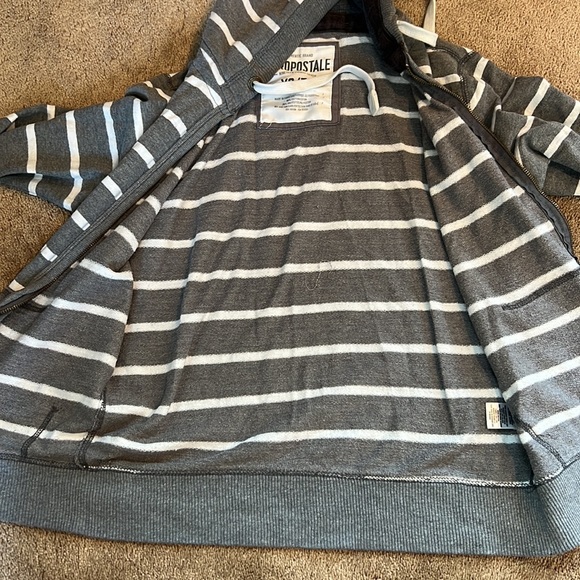 Aeropostale zip up - Picture 2 of 2